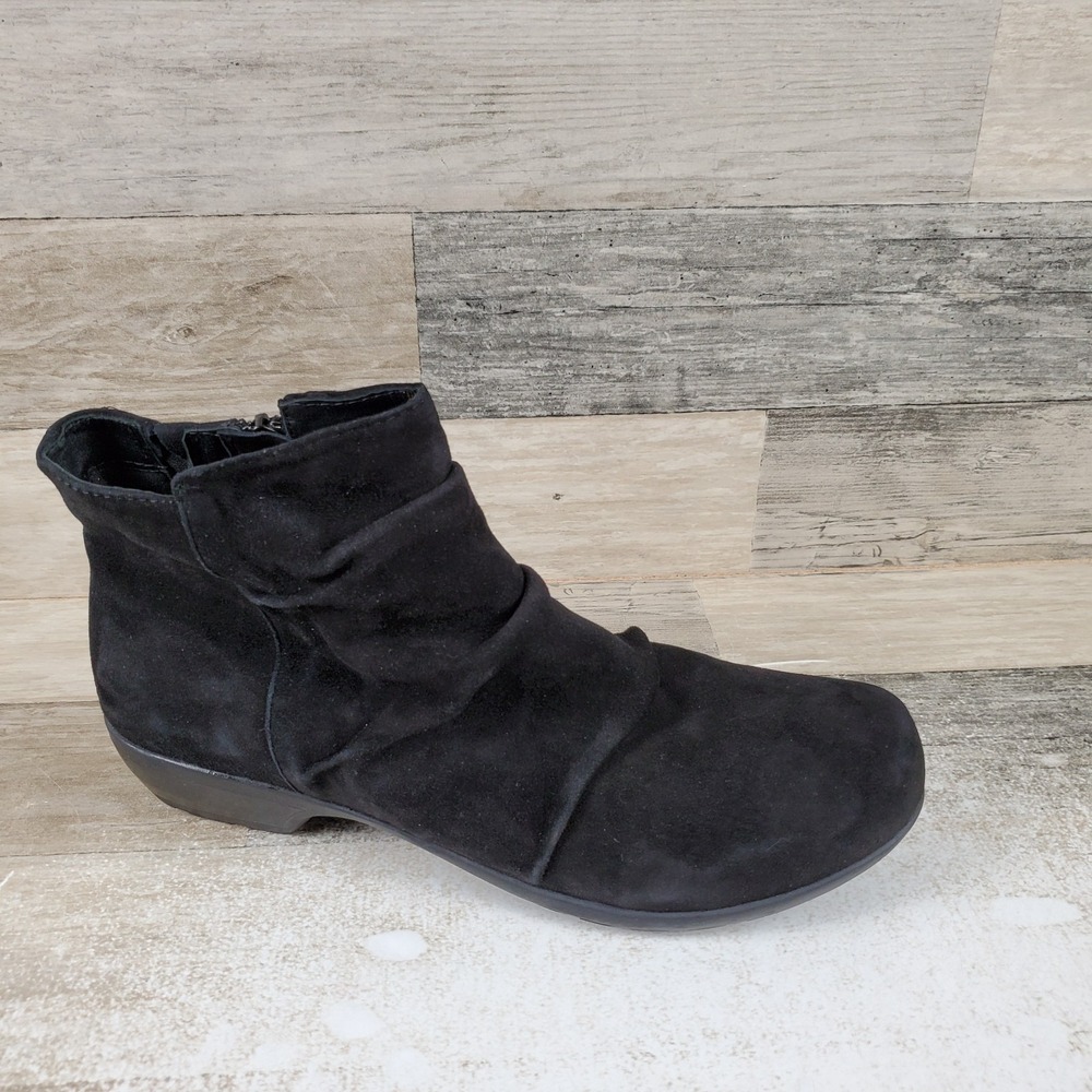 Ros Hommerson Esme Womens Ankle Bootie Sz 10 M Black Suede Ruched Side Zipper
